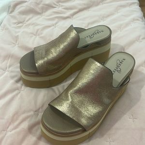 Brand New!! Naked Feet sandals